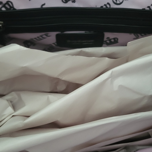 Juicy Couture Black Tote Large With 3 Bag Charms And Chain - NWT - Picture 7 of 8